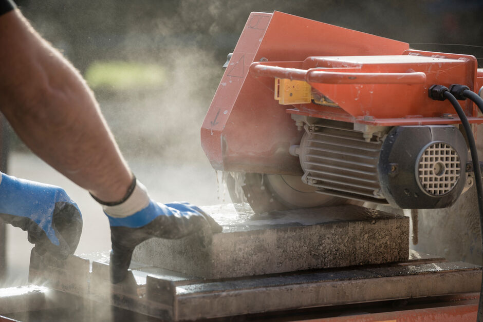 Respirable Crystalline Silica Awareness Online Course - Book with Easybook Training