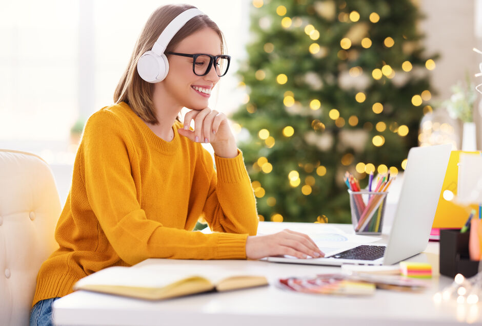 Online Training: Use the Christmas Break to Boost Your Career!